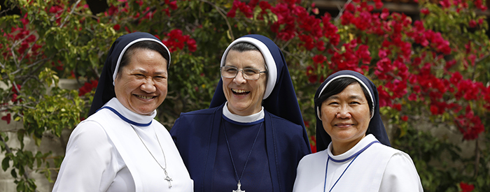 Image of three Sisters of Nazareth